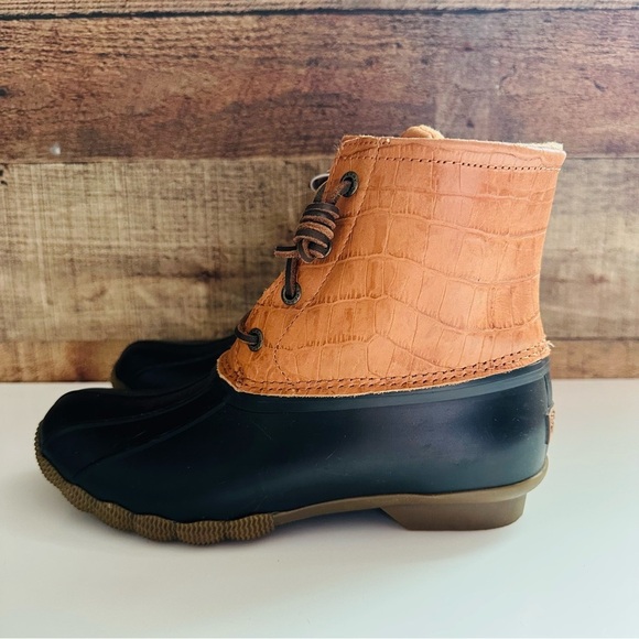 NWOT Leather Waterproof Sperry Saltwater Duck Boots - Picture 2 of 6